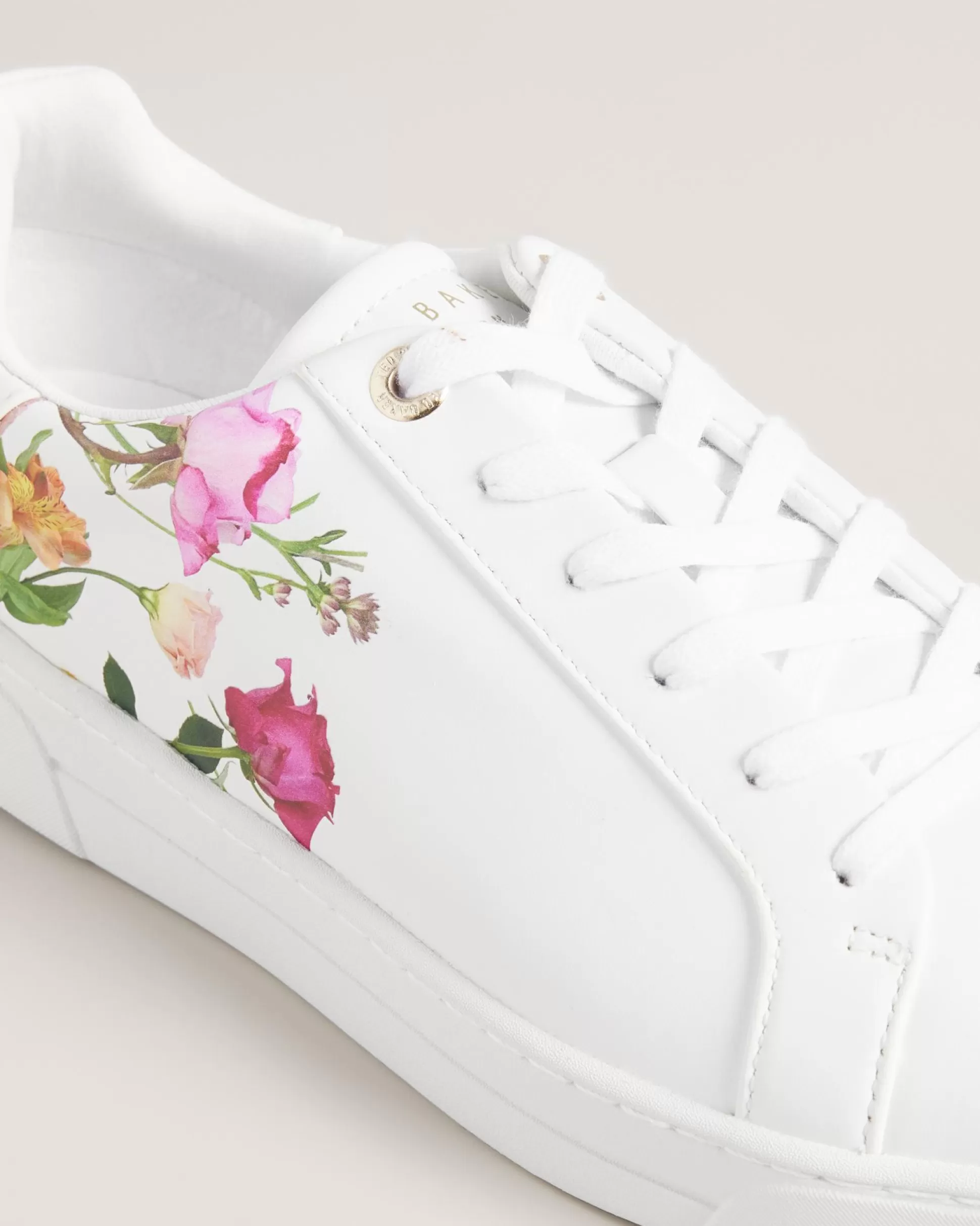 Trainers^Ted Baker Artel White