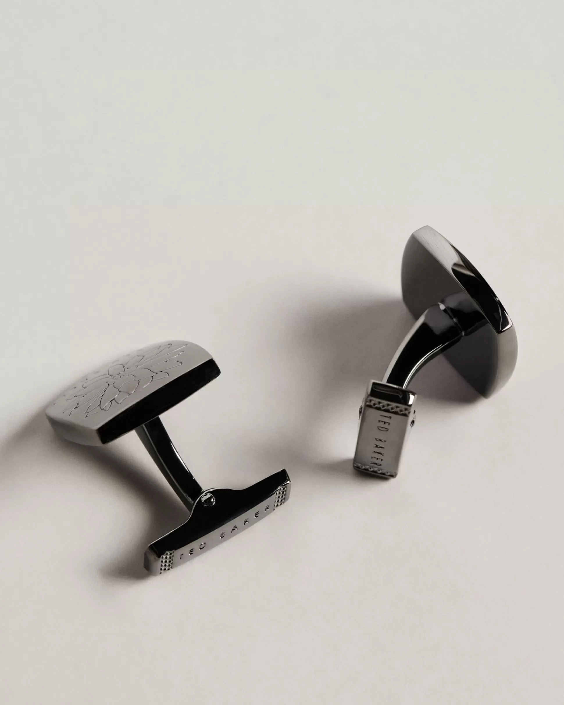 Cufflinks^Ted Baker Floriia Black-Gunmetal