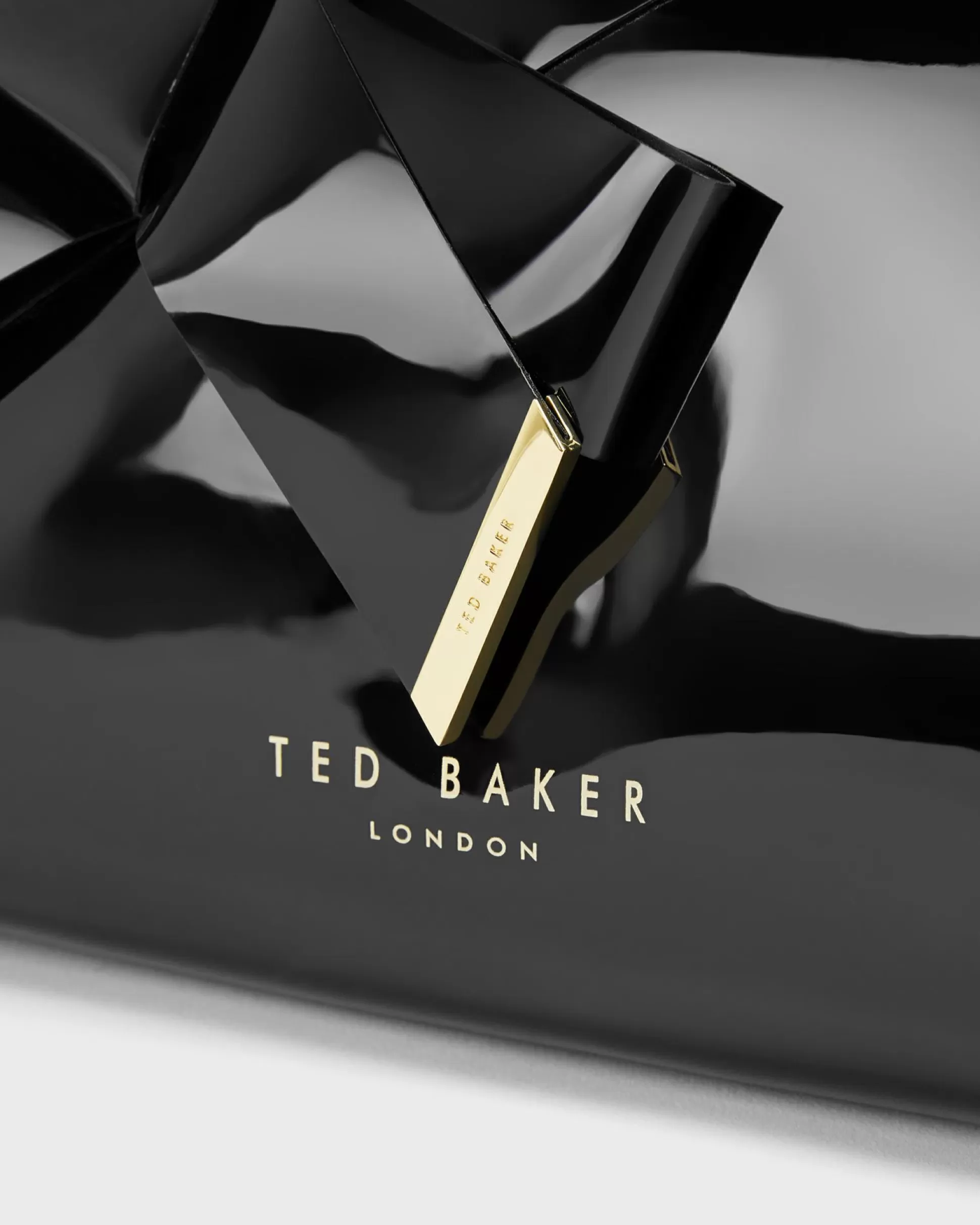 Wash & Makeup Bags^Ted Baker Nicco Black