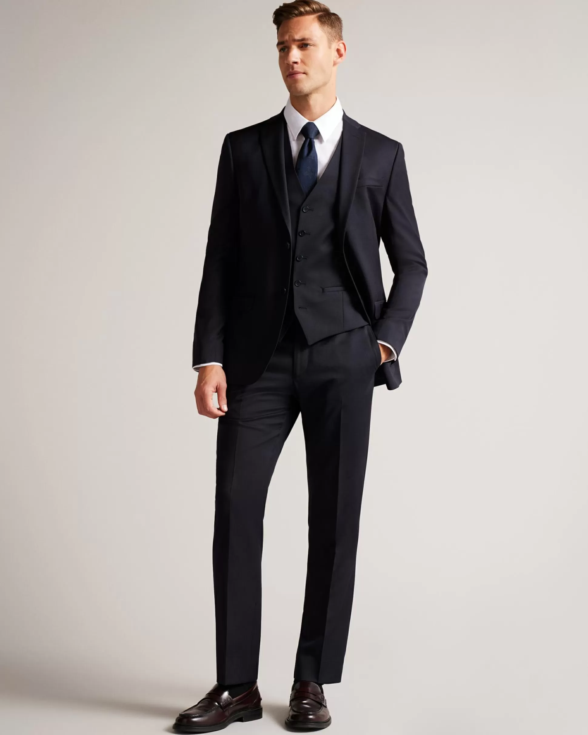 Suits^Ted Baker Skyews Navy