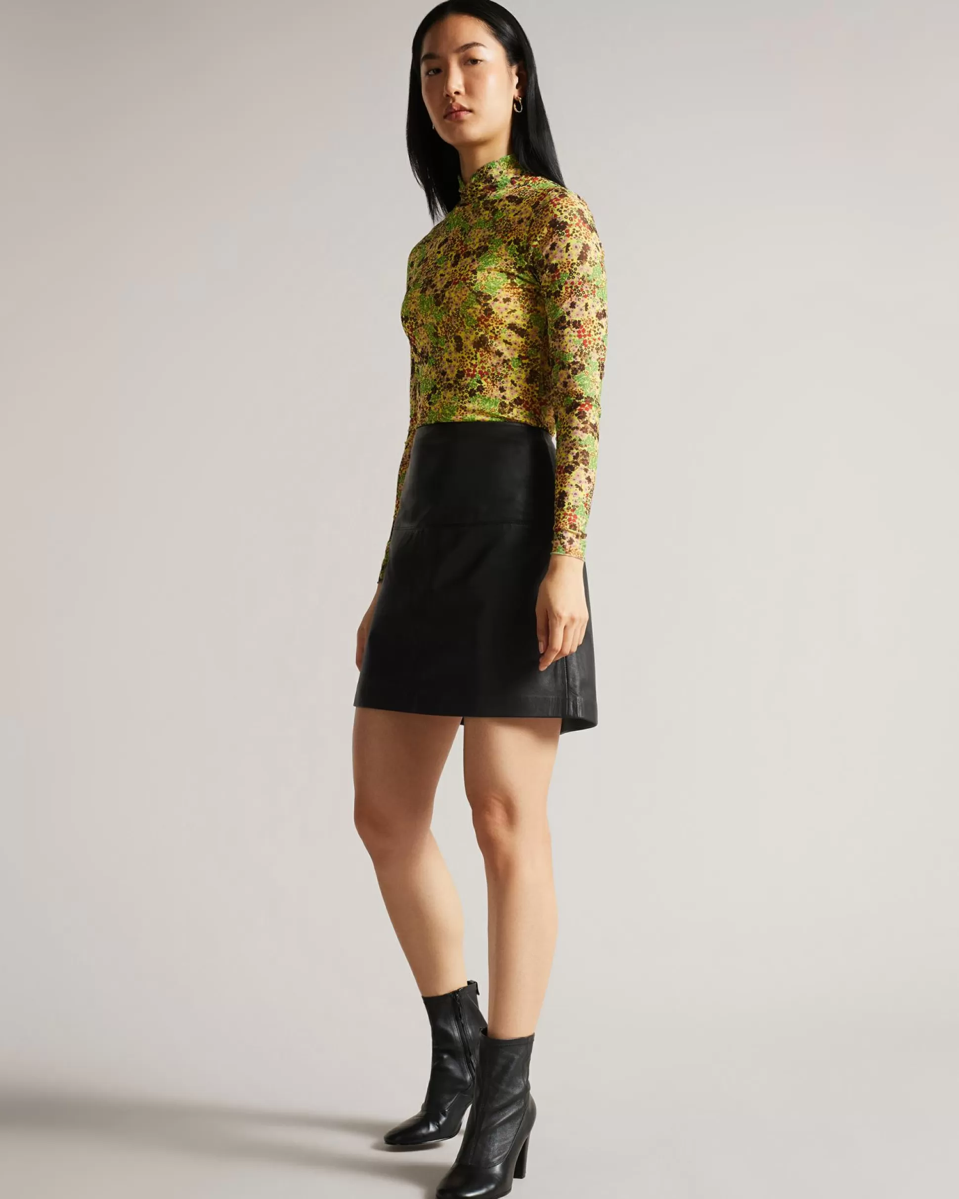 Skirts^Ted Baker Valiat Black